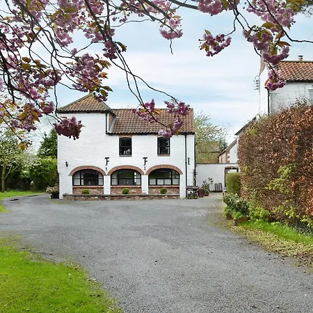 The Granary - 16437 *